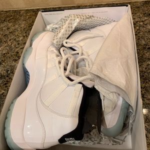 Air Jordan 11 Retro - white/legend blue-black